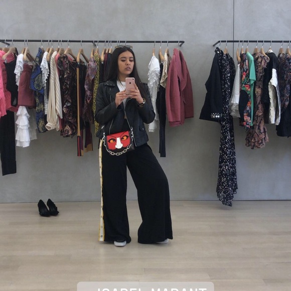 Meet Me 🤗🤪💕 - Picture 3 of 13